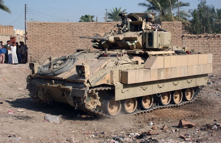 ef33cb2ba1effa02ef04b4386205bca8--armoured-personnel-carrier-baghdad.jpg